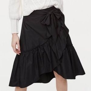 LOFT Ruffle Wrap Skirt Black Women’s Size 4 29” Length